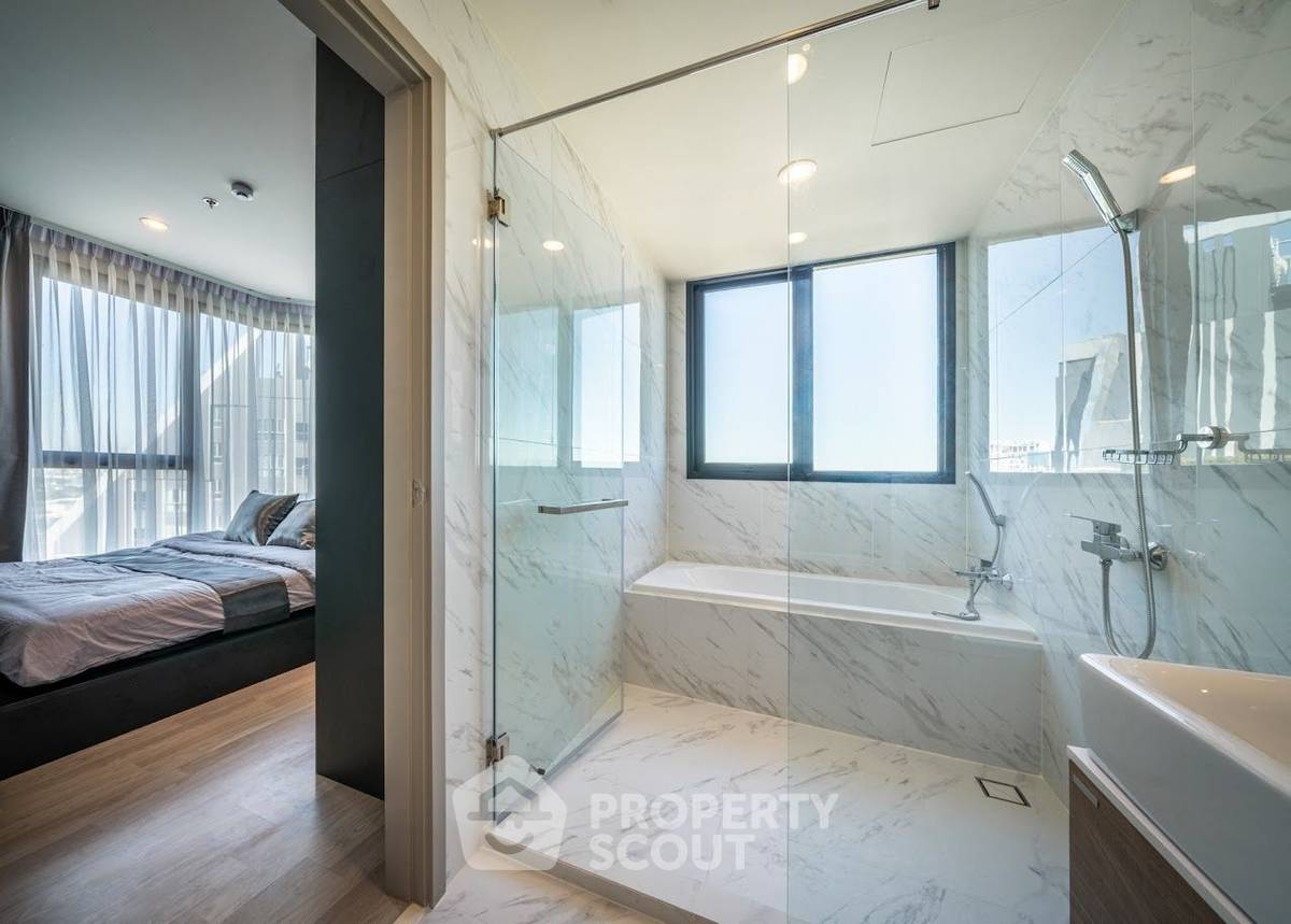 picture 26th-Floor 2-BR Condo, Ideo Mobi Sukhumvit Eastpoint, BTS Bearing (ID 2366039) - 15/32