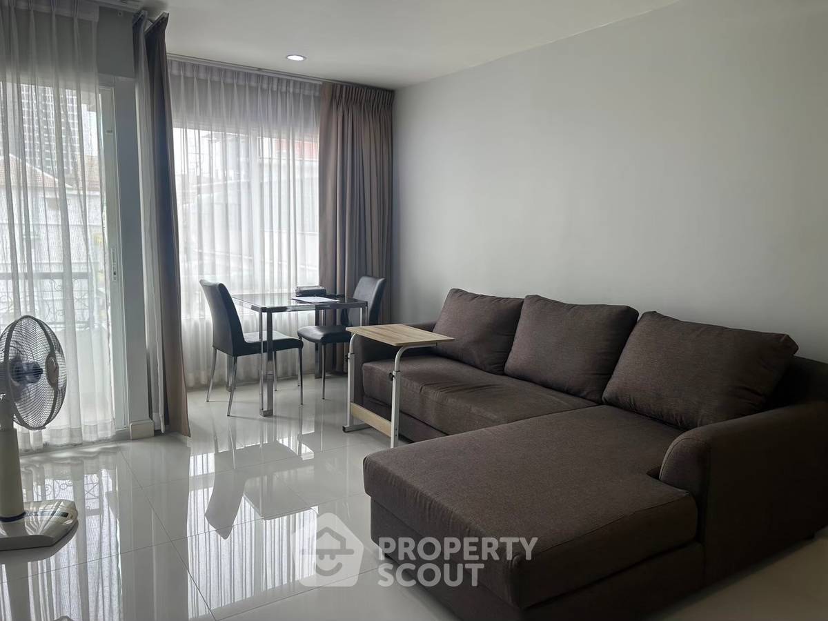 รูป คอนโด 2 ห้องนอน Surawong City Resort Condominium ใกล้ MRT สามย่าน (ID 3171535) - รูปที่ 3/19
