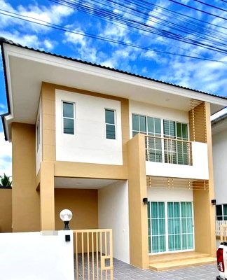 Houses for sale Thepanya Hospital : Newly renovated House for sale !, sansai , chiangmai 