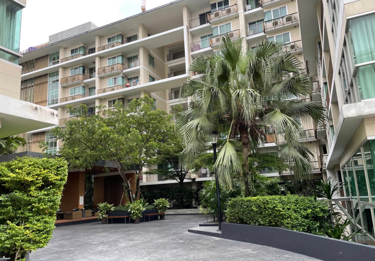 picture Rent The Clover Thonglor. Beautiful, affordable, ready to move in. Near BTS Thonglor. Interested? Add Line: @841qqlnr - 10/10