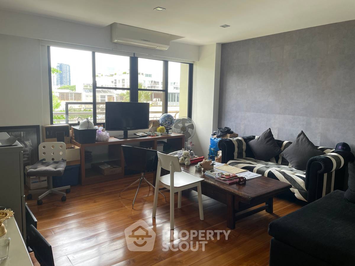 picture Spacious 2-BR 150 Sqm At Supreme Ville, MRT Khlong Toei (ID 3171507) - 9/16