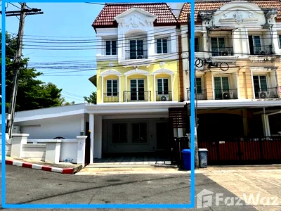 Townhouses for rent Bangkok : Urban Sathorn 6663009