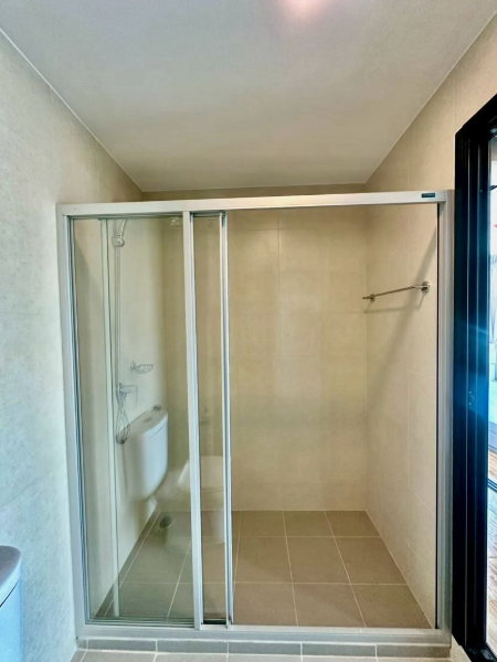 picture Great location condo in Sriracha! Kensington Laem Chabang, opposite Kasetsart University. - 9/11