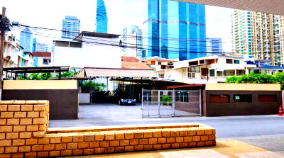 Shophouses for rent Srisavarindhira Thai Red Cross Institute of Nursing : Sathorn! ABAC 260 m. for rent, shop, showroom, Empire Tower 450 m. BTS St. Louis 486 m. 201 sq m. 804 sq m.