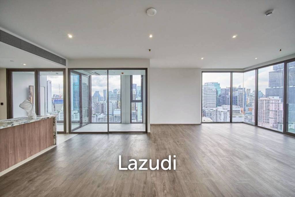 picture Junior Penthouse 3 bed 3 bath 181 sqm at ROMM Convent - 44/74