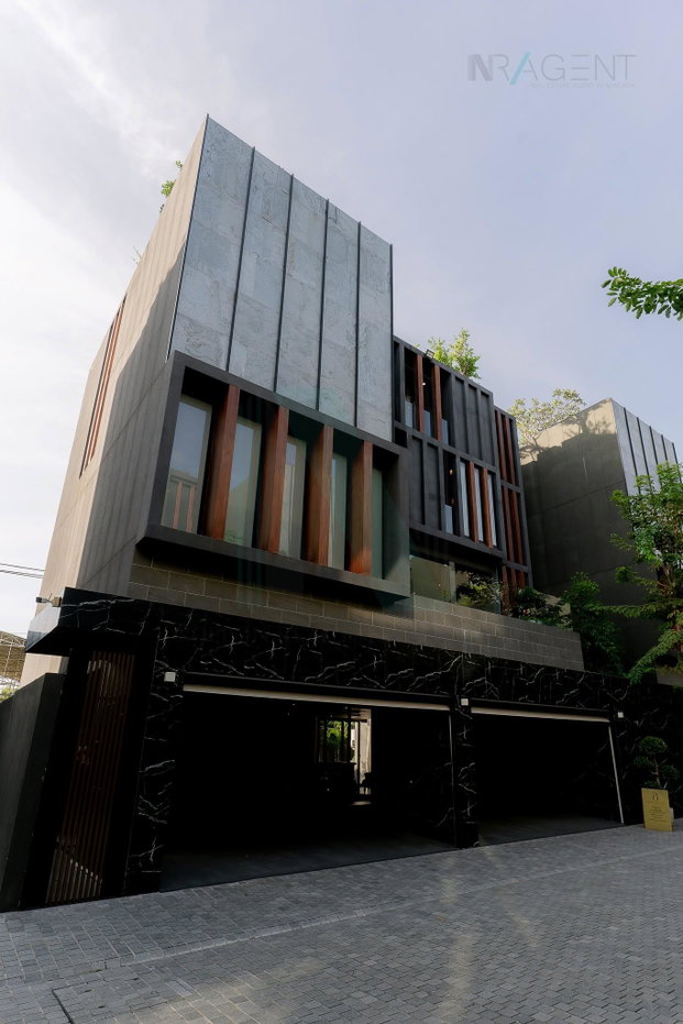 รูป 📌 ให้เช่าบ้านเดี่ยว 4 ชั้น ไบบิวรี่ วิลเลจ ศรีนครินทร์ 5 ห้องนอน 7 ห้องน้ำ - รูปที่ 4/8