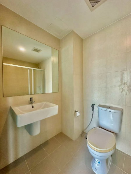 picture Great location condo in Sriracha! Kensington Laem Chabang, opposite Kasetsart University. - 8/11