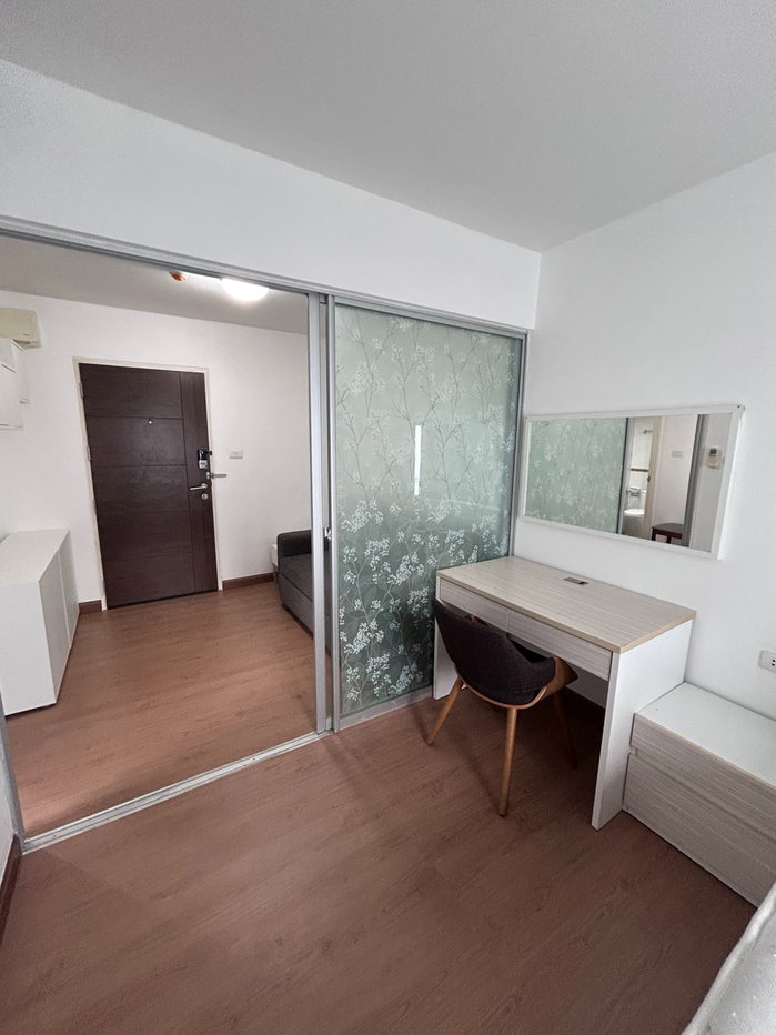 picture Condo for Rent at August Charoen Krung – Fully Furnished. Ready to Move! - 6/10