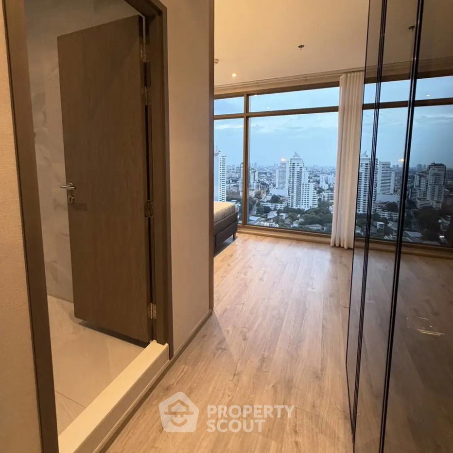 picture 24th-Floor 2-BR Condo At Rhythm Ekkamai Estate BTS Thong Lor (ID 3169919) - 9/20