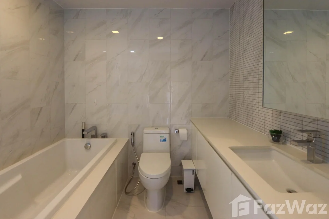 รูป ขาย คอนโด 3 ห้องนอน ในโครงการ ไฮด์ สุขุมวิท 11 6654067 - รูปที่ 3/5