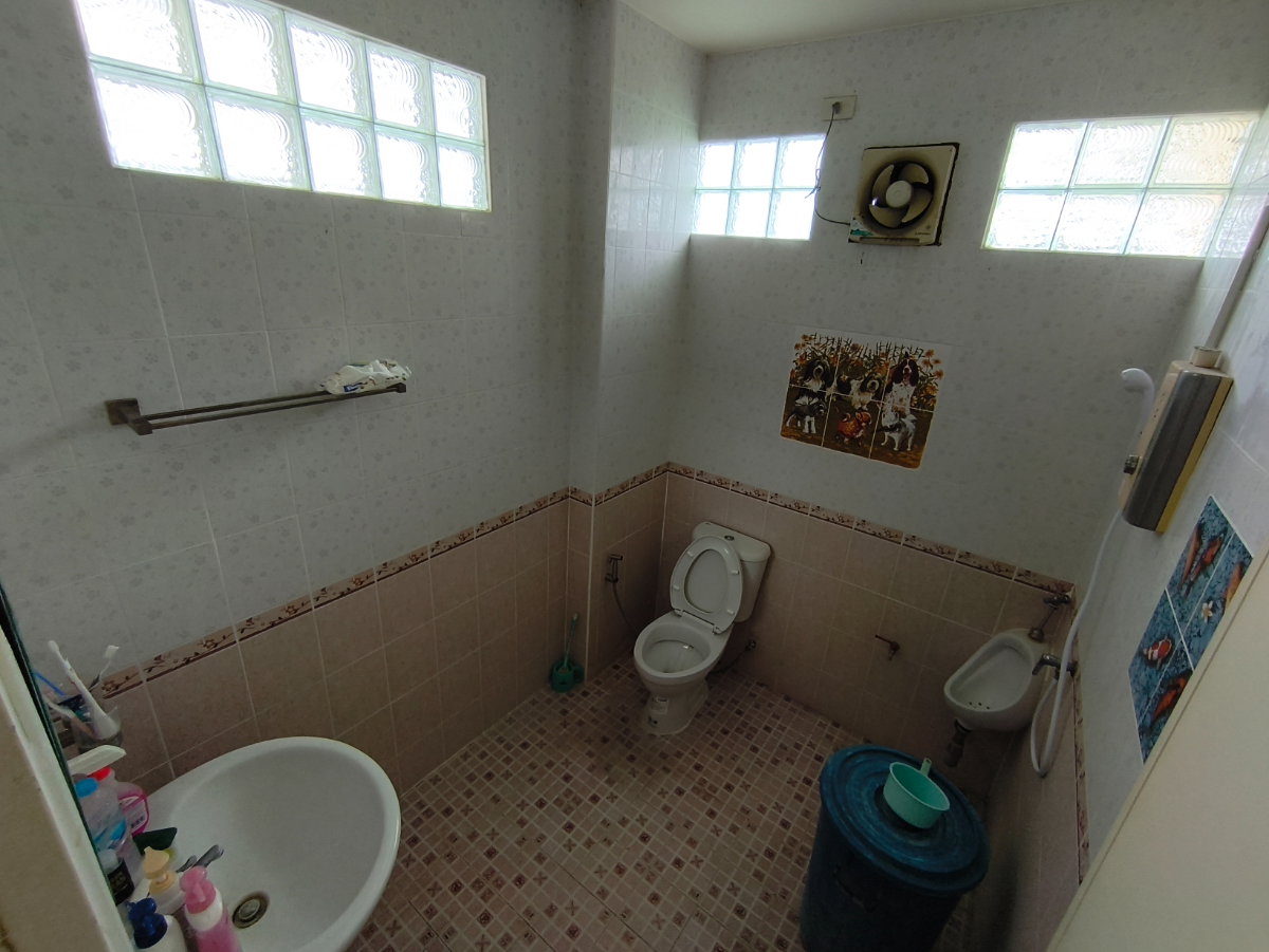 รูป [ขาย] บ้านเดี่ยว 2 ชั้น หลังใหญ่ ที่ดินกว้าง 140 ตร.ว. จอดรถได้ 8 คัน เหมาะอยู่อาศัยหรือทำโฮมออฟฟิศ - รูปที่ 19/20