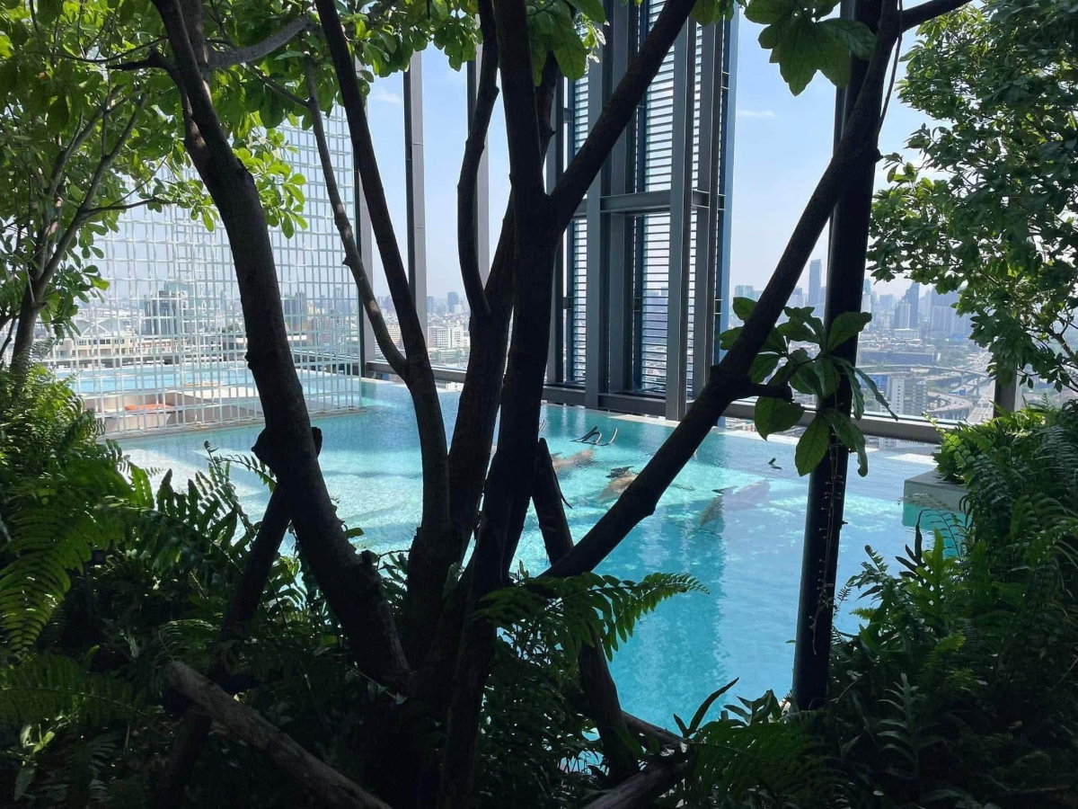 picture R1064/[For Rent] XT Phayathai | Rare Special Floor with Draped Gardens on Both Sides - 16/23