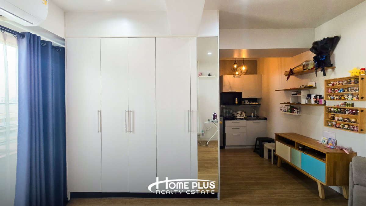 picture 🏢 Renovated Condo for Sale – Phraya Phirom Regent Taksin–Sathorn - 4/17