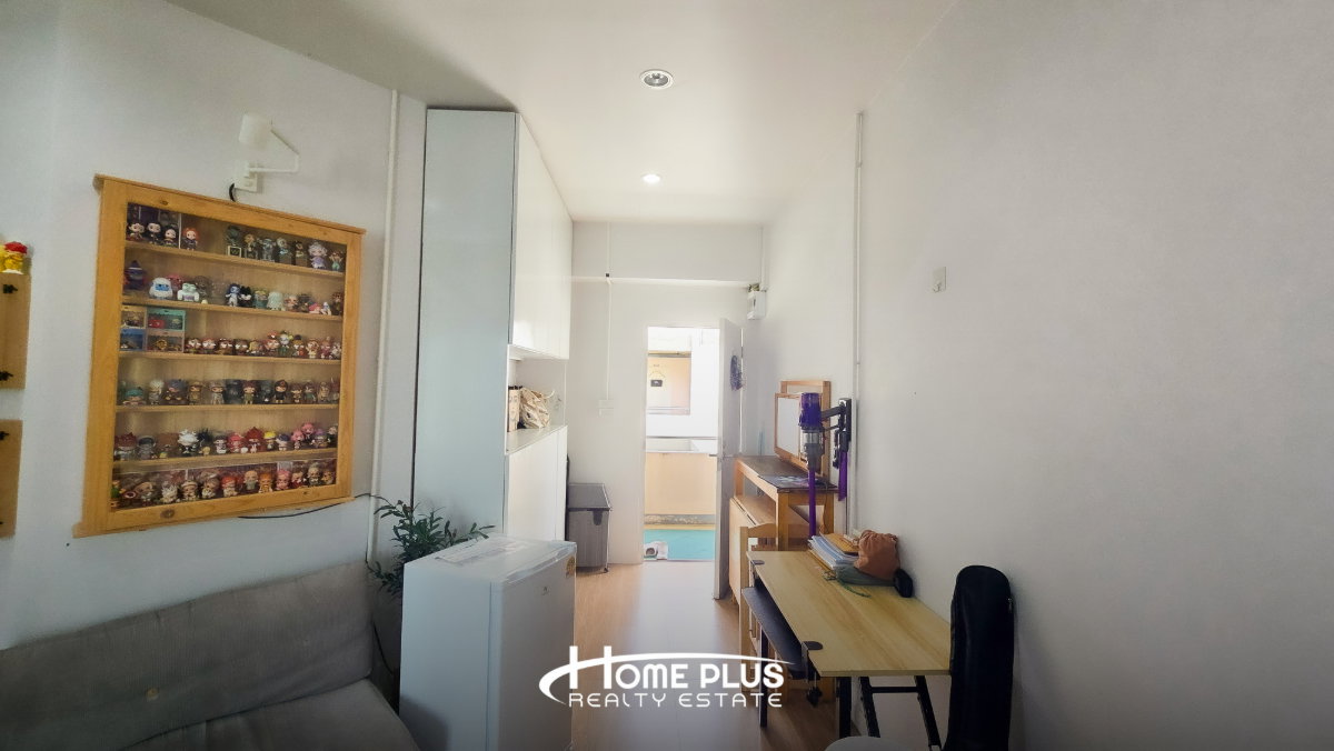 picture 🏢 Renovated Condo for Sale – Phraya Phirom Regent Taksin–Sathorn - 6/17
