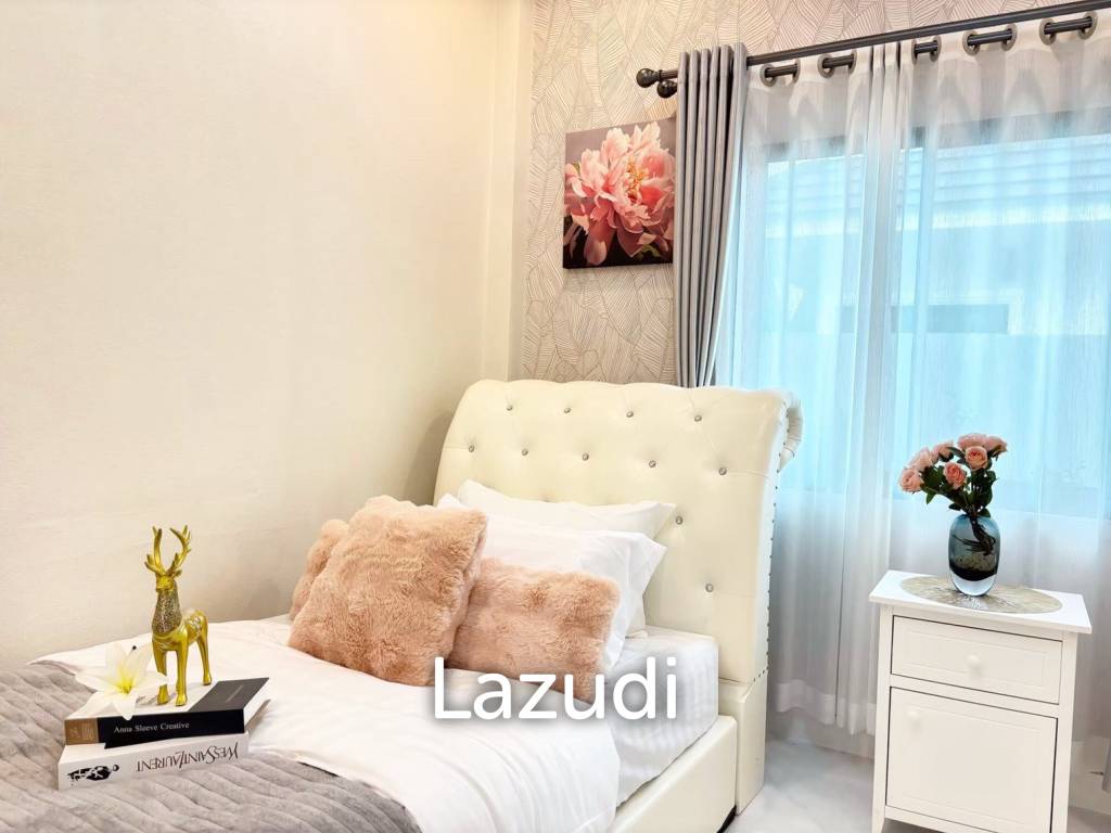 picture Modern detached home 3 Bedroom in Homey - 12/14