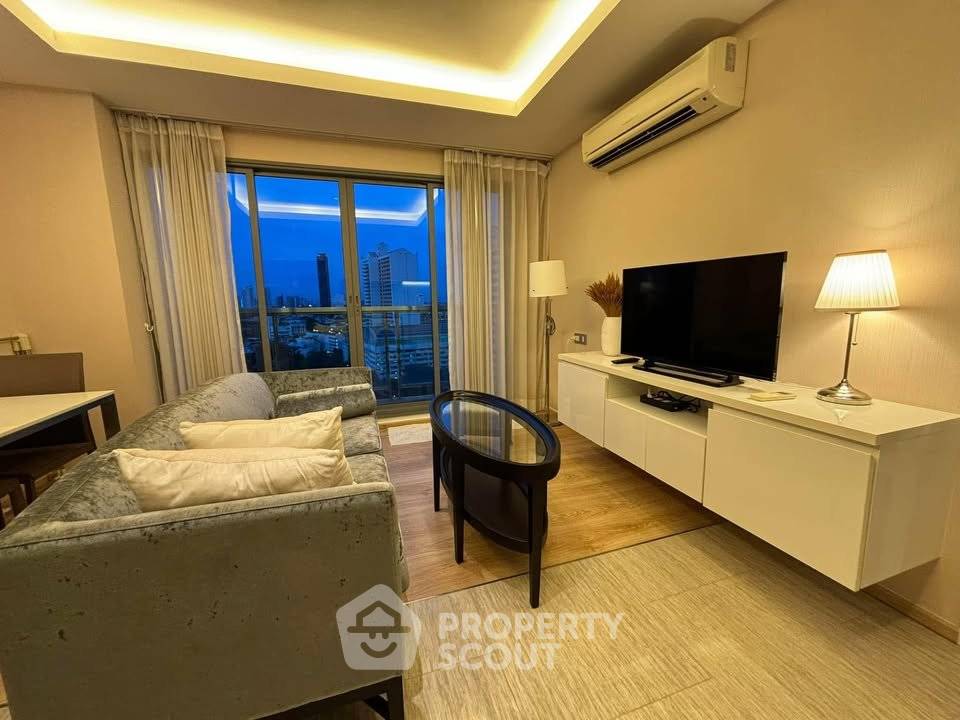 picture 16th-Floor 1-BR Condo At H Sukhumvit 43 Near BTS Phrom Phong (ID 2977106) - 2/5