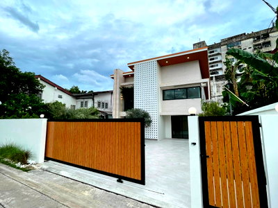 บ้านเดี่ยว ถนนลาดพร้าววังหิน : ขายบ้านโซนลาดพร้าว ย่านโชคชัย 4 นาคนิวาส ลาดพร้าว-วังหิน ทำเลดี กว้างมาก แต่งสวยพร้อมอยู่ ทำเลทอง