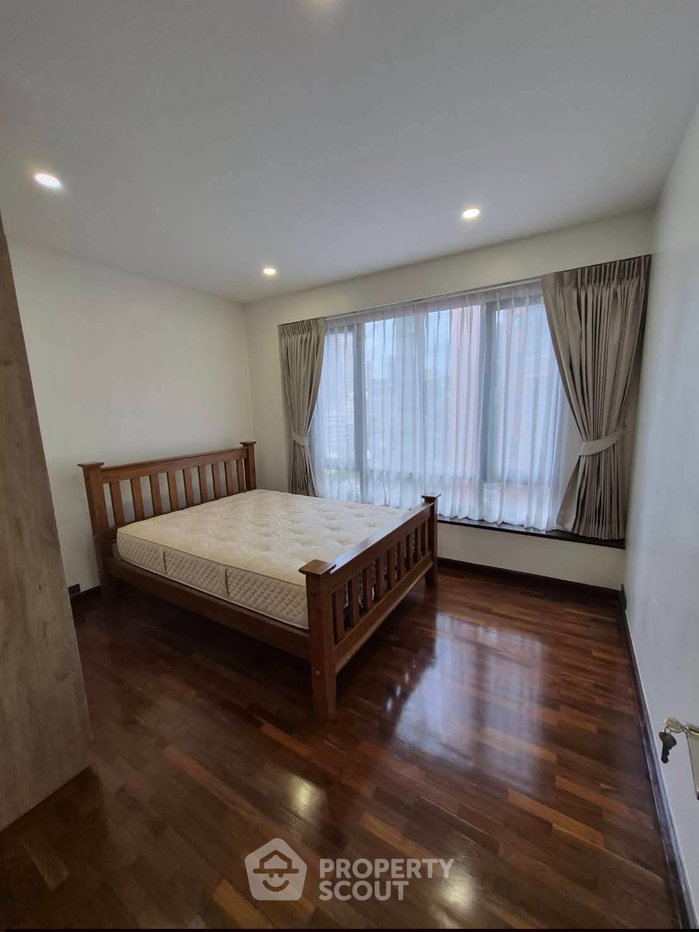 picture 2-BR 96 Sqm Condo At Baan Piya Sathorn Near MRT Silom (ID 3173035) - 8/13