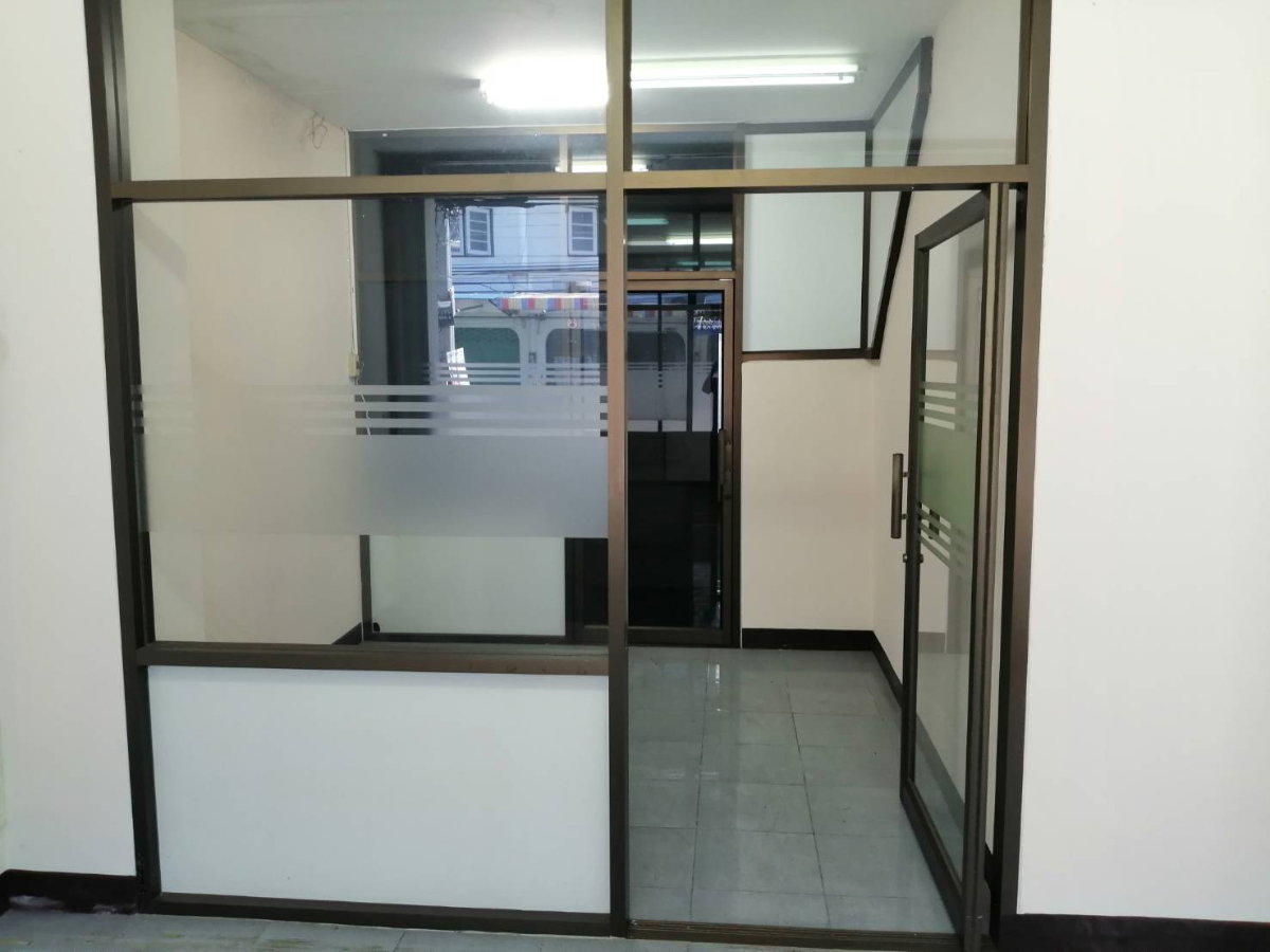 picture 2 Adjacent 3-Story Commercial Buildings, 19 sq.wah Each – Ban Suan, Chonburi – THB 3.5M - 4/10