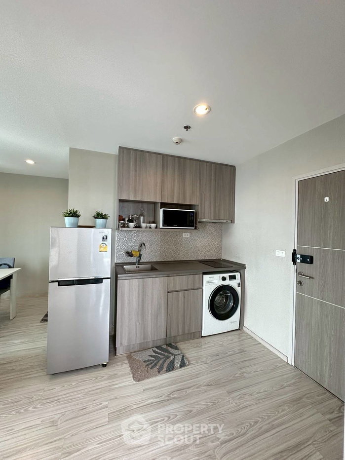 picture 30th-Floor 2-BR At Ideo Mobi Grand Interchange Bangsue Near MRT Tao Poon (ID 3173183) - 3/12
