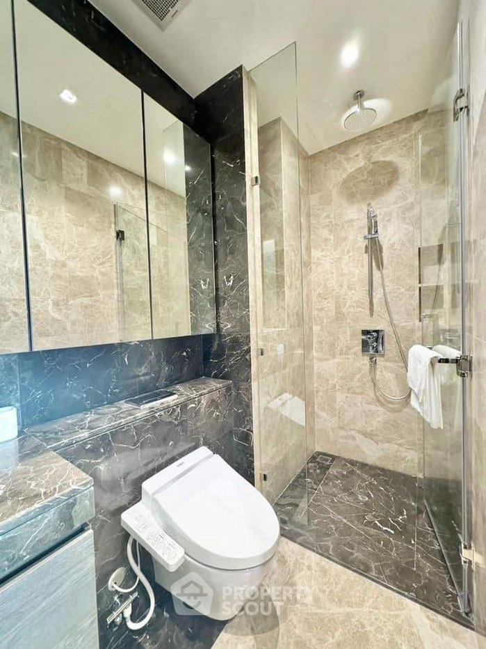 picture 2-BR Condo At 28 Chidlom Near BTS Chit Lom (ID 1579691) - 4/12