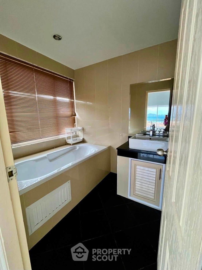 รูป ขายคอนโด 3 ห้องนอน 154 ตร.ม. ที่ New Nordic VIP 2 พระตำหนัก (ID 3173154) - รูปที่ 8/17