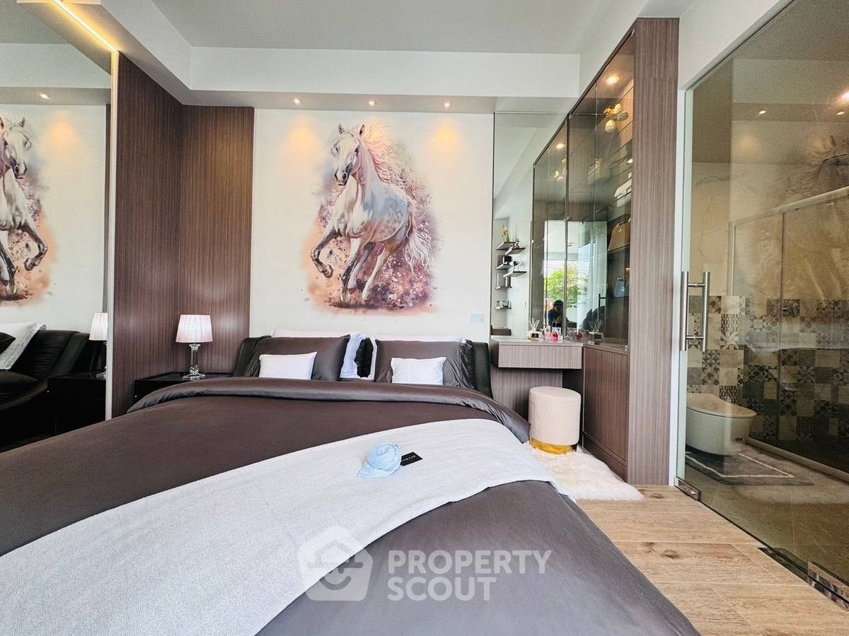 picture Pet-Friendly 2-BR Villa, 220 Sqm In Bangsaray, Sattahip (ID 1885130) - 18/20