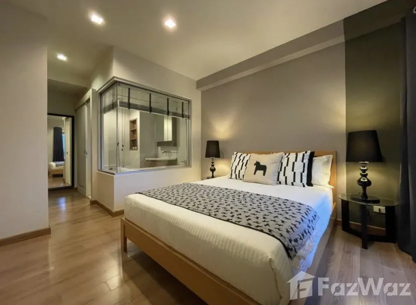 picture Spacious Corner Unit in Prime Sukhumvit 26 – THB 5.5 M 6665033 - 3/15