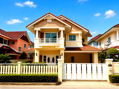 บ้านเดี่ยวให้เช่า : ให้เช่าบ้านเดี่ยวหลังใหญ่ ม.มณีรินทร์เพลส ไร่กล้วย ศรีราชา