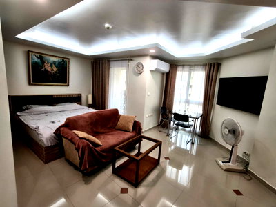 Condos for sale : City Garden Condo in Soi Buakhao next to Avenue Mall in the heart of Central Pattaya for Sale below market price