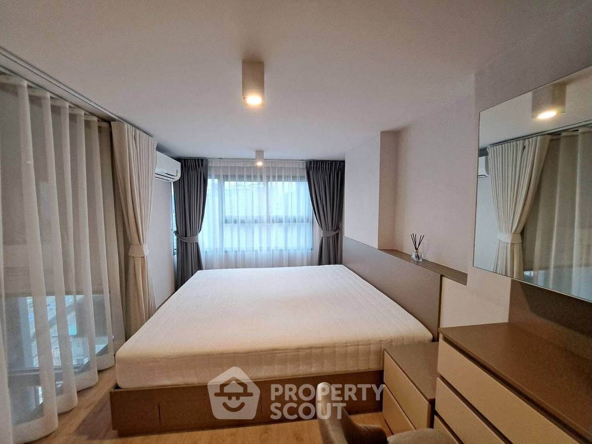 picture 30th-Floor 2-BR Condo At Ideo Rama 9 - Asoke Near MRT Phra Ram 9 (ID 3171756) - 15/17