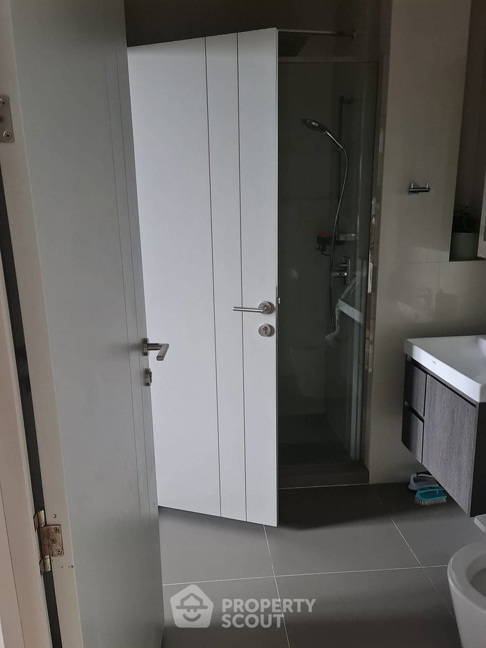 รูป ขายคอนโด 1 ห้องนอน Oka Haus Sukhumvit 36 ใกล้ BTS ทองหล่อ (ID 868056) - รูปที่ 2/7