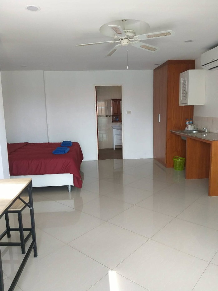 picture Single-family single-story home with pool - 5/8