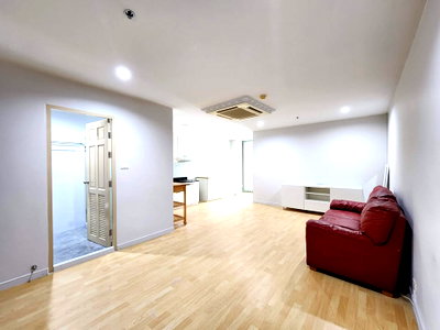 Condos for sale : For Sale!! Sukhumvit Living Town, 1 bedroom, 52 sq.m. Add Line @480kttgd