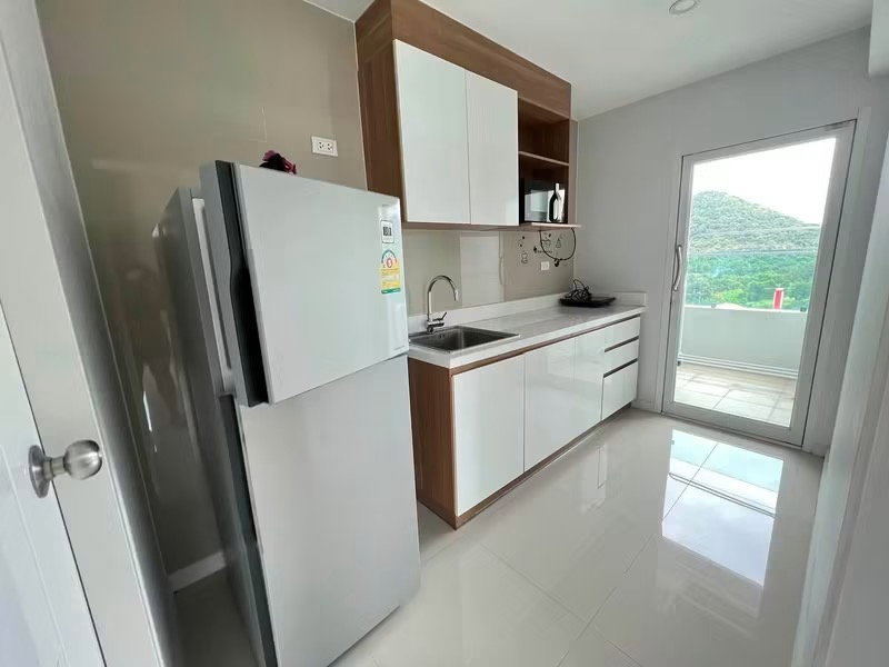 picture 9,000 THB 42 sqm 12fl big size - 3/4