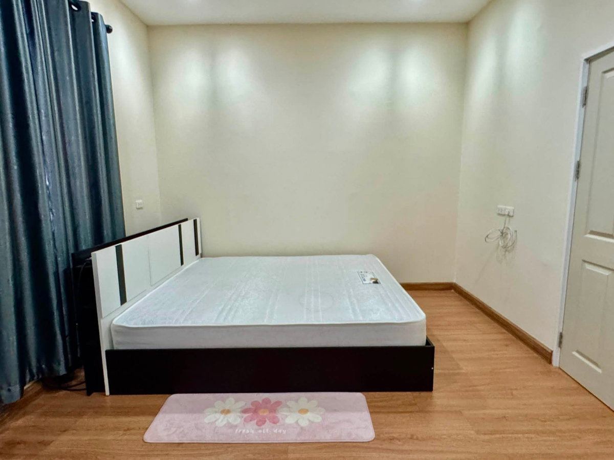 รูป ให้เช่าทาวน์โฮม 4 ห้องนอน ม.โกลเด้นท์ทาวน์ เก้ากิโล ศรีราชา - รูปที่ 13/24