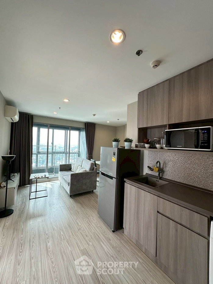 picture 30th-Floor 2-BR At Ideo Mobi Grand Interchange Bangsue Near MRT Tao Poon (ID 3173183) - 2/12