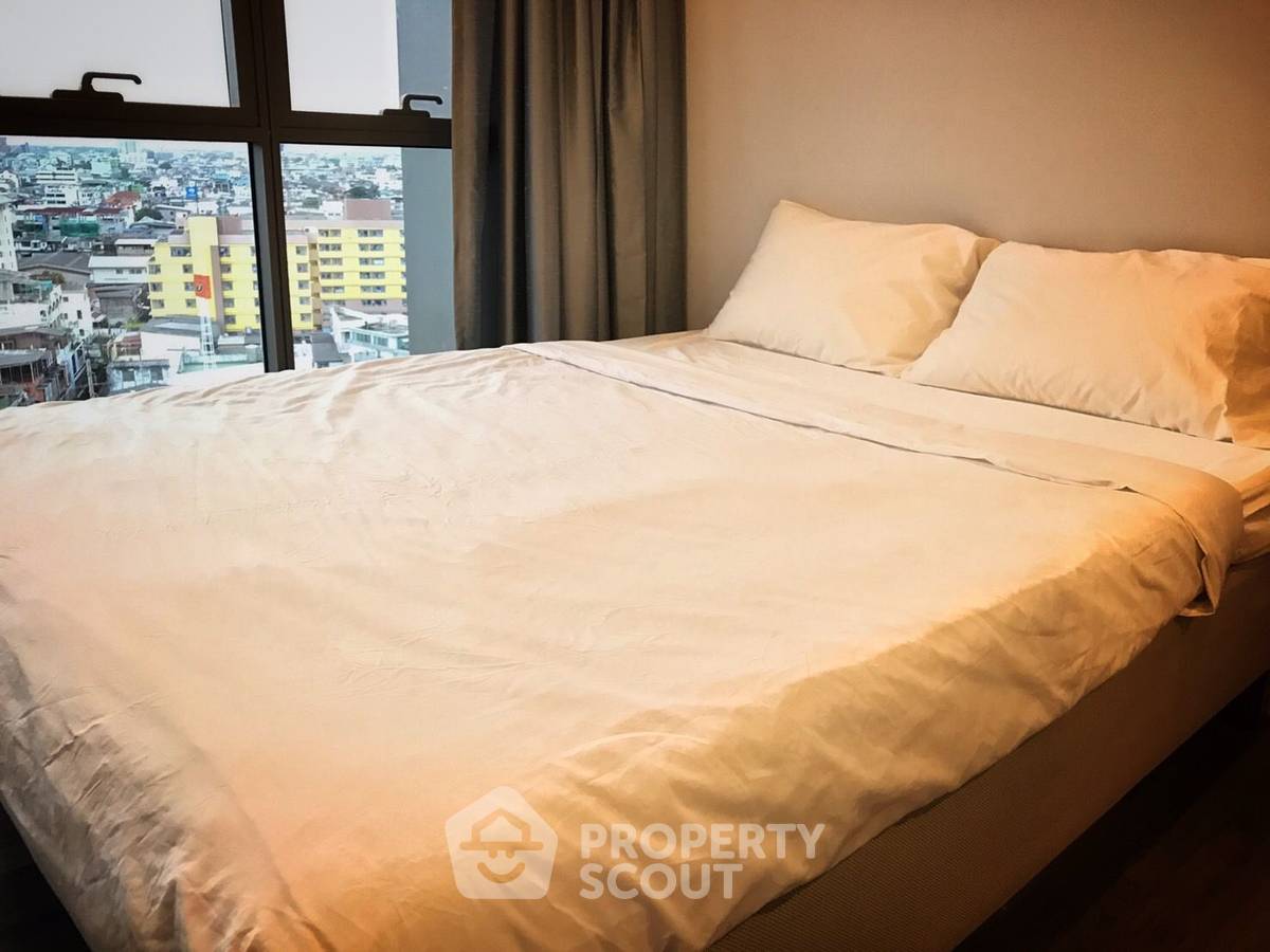 picture 1-BR The Room Sathorn - St. Louis Near BTS Surasak (ID 300362) - 10/13