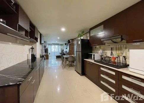 Stylish 1-Bedroom Condo with Fully Furnished 6663772