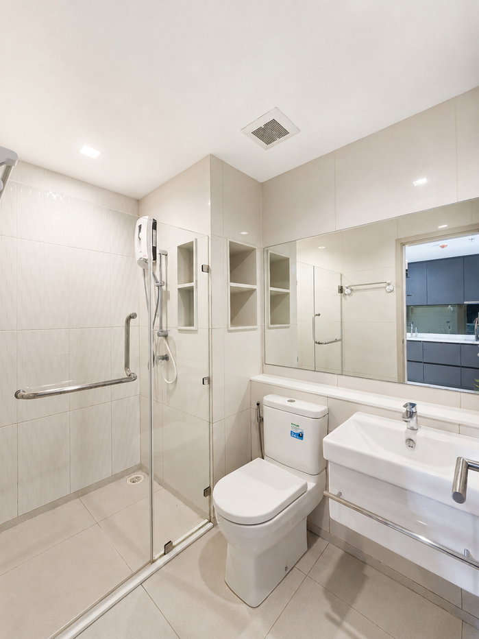 picture 🏙️ LIFE LADPRAO CONDO FOR RENT — AVAILABLE 10 AUGUST - 7/11