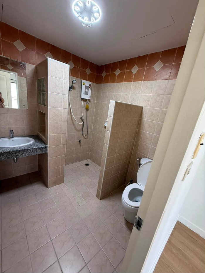 picture Townhome for rent, 3.5 floors, Baan Klang Muang. Ratchada-Mengjai 1, ready to move in (TH6925) - 11/13