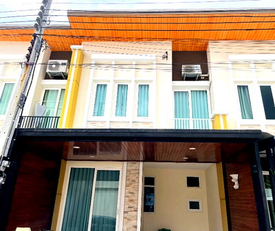 ทาวน์โฮมให้เช่า : ให้เช่า | Golden Town เฉลิมพระเกียรติ–สวนหลวง