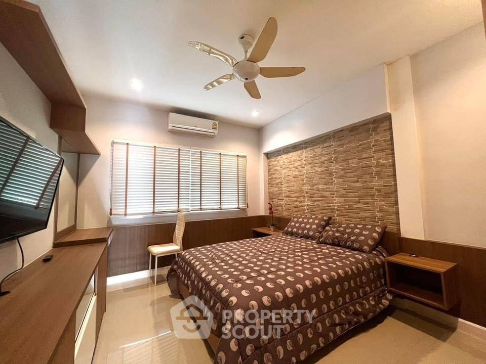 picture Pet-Friendly 3-BR Villa, 350 Sqm, The Bliss 1, Huai Yai (ID 1528516) - 14/17