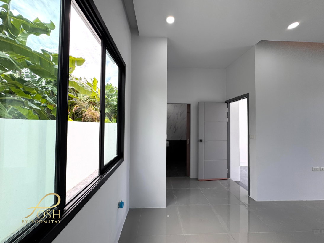 รูป ทาวน์โฮมชั้นเดียวสร้างใหม่ ทรงหน้ากว้าง สไตล์ Modern ออกแบบเรียบง่าย โปร่ง ทำเลตรงข้ามเทศบาลป่าคลอก Nicha Home เพียง 6 ยูนิตเท่านั้น - รูปที่ 18/27