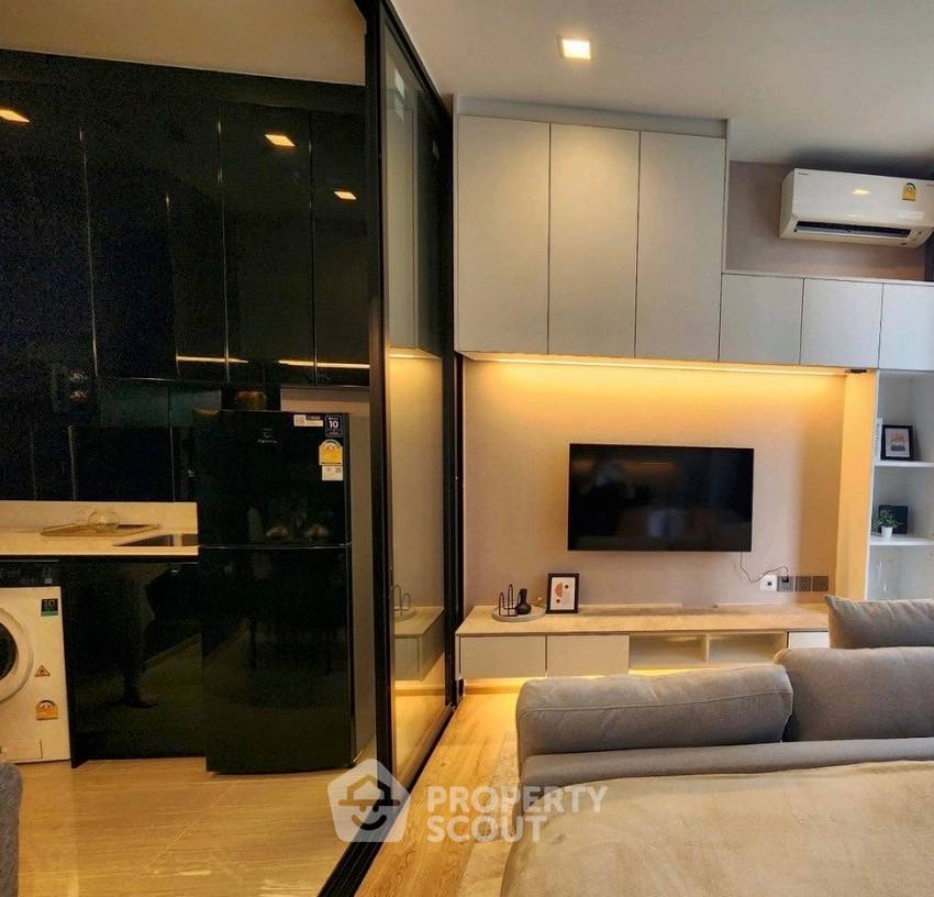 รูป ใกล้ BTS อารีย์ 100 เมตร คอนโด 1 ห้องนอน Noble Around Ari (ID 3171629) - รูปที่ 2/6