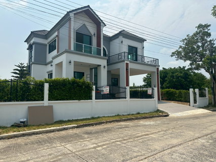 รูปภาพ Home for rent at Krisdacity laje and park