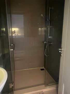 For sale: Formosa condo, fully furnished and ready to move in. Excellent location, Ladprao Soi 7, midway between MRT Ladprao and Phahonyothin stations
