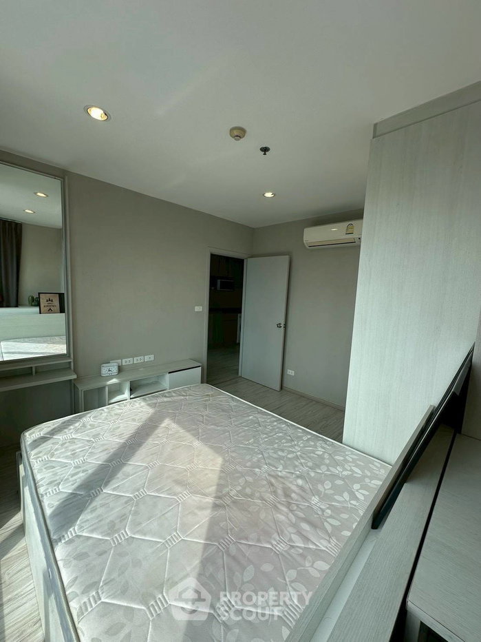 picture 30th-Floor 2-BR At Ideo Mobi Grand Interchange Bangsue Near MRT Tao Poon (ID 3173183) - 9/12