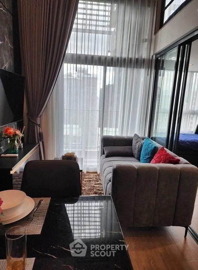 รูป คอนโด 2 ห้องนอน ชั้น 30 Ideo Rama 9 - Asoke ใกล้ MRT พระราม 9 300 ม. (ID 3171872) - รูปที่ 1/8