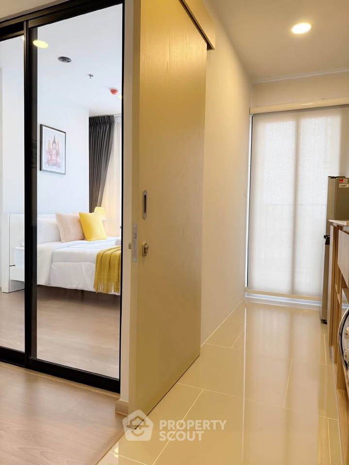 picture 1-BR Condo At Chewathai Pinklao Near MRT Bang Yi Khan (ID 3173818) - 14/38